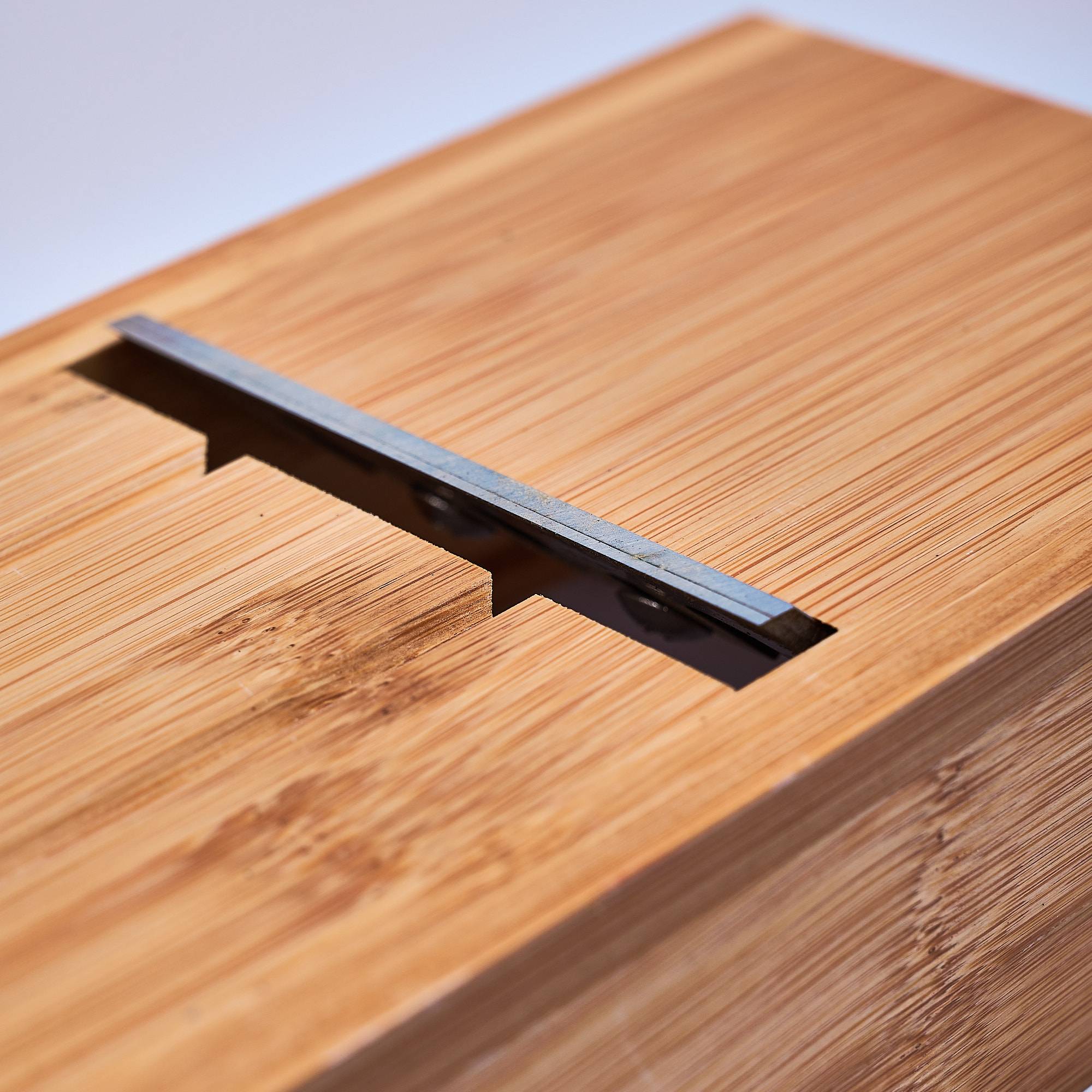 9029 Edging & Bevelling Tool, Wooden - Blade