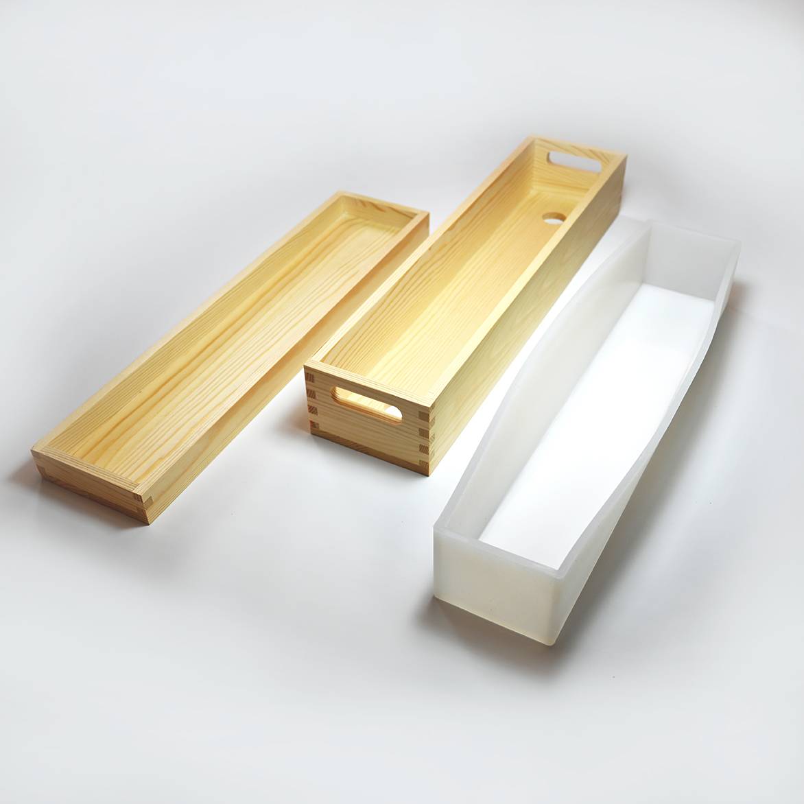 9357 Soap Mould with Silicone Lining, 2kg, Long